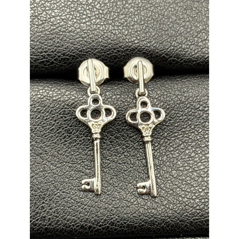 New Condition Sterling Silver Genuine Diamond Key Dangle Earrings 925 H25
